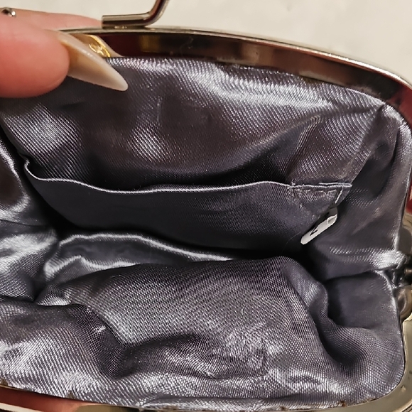 Chic Silver Ruffled Clutch - Picture 5 of 6